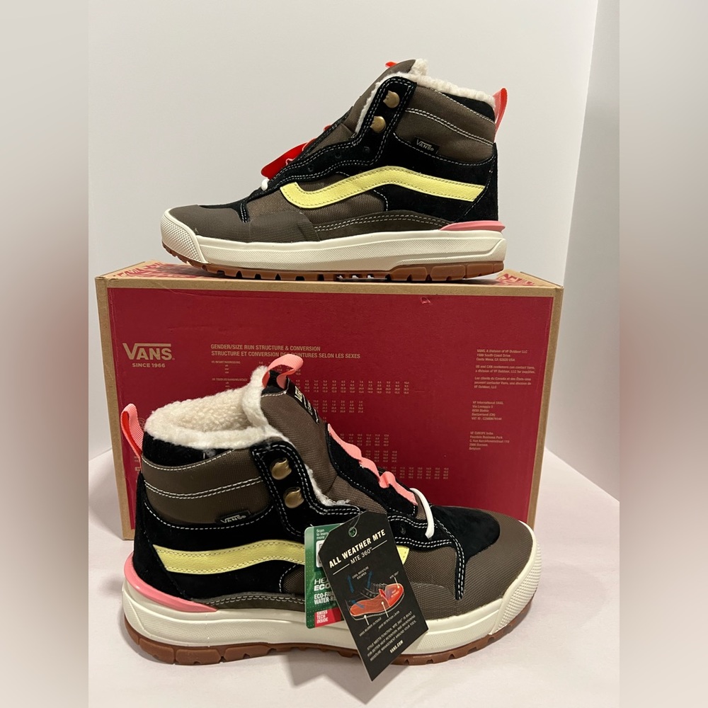 Vans Ultrarange EXO High Women’s 10